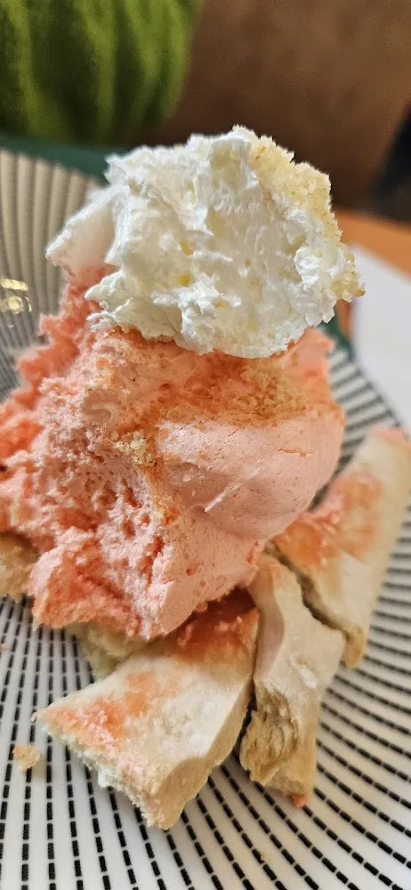 Strawberry Cream Pie